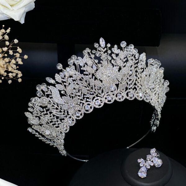 Flower Bridal Tiara with Leaves